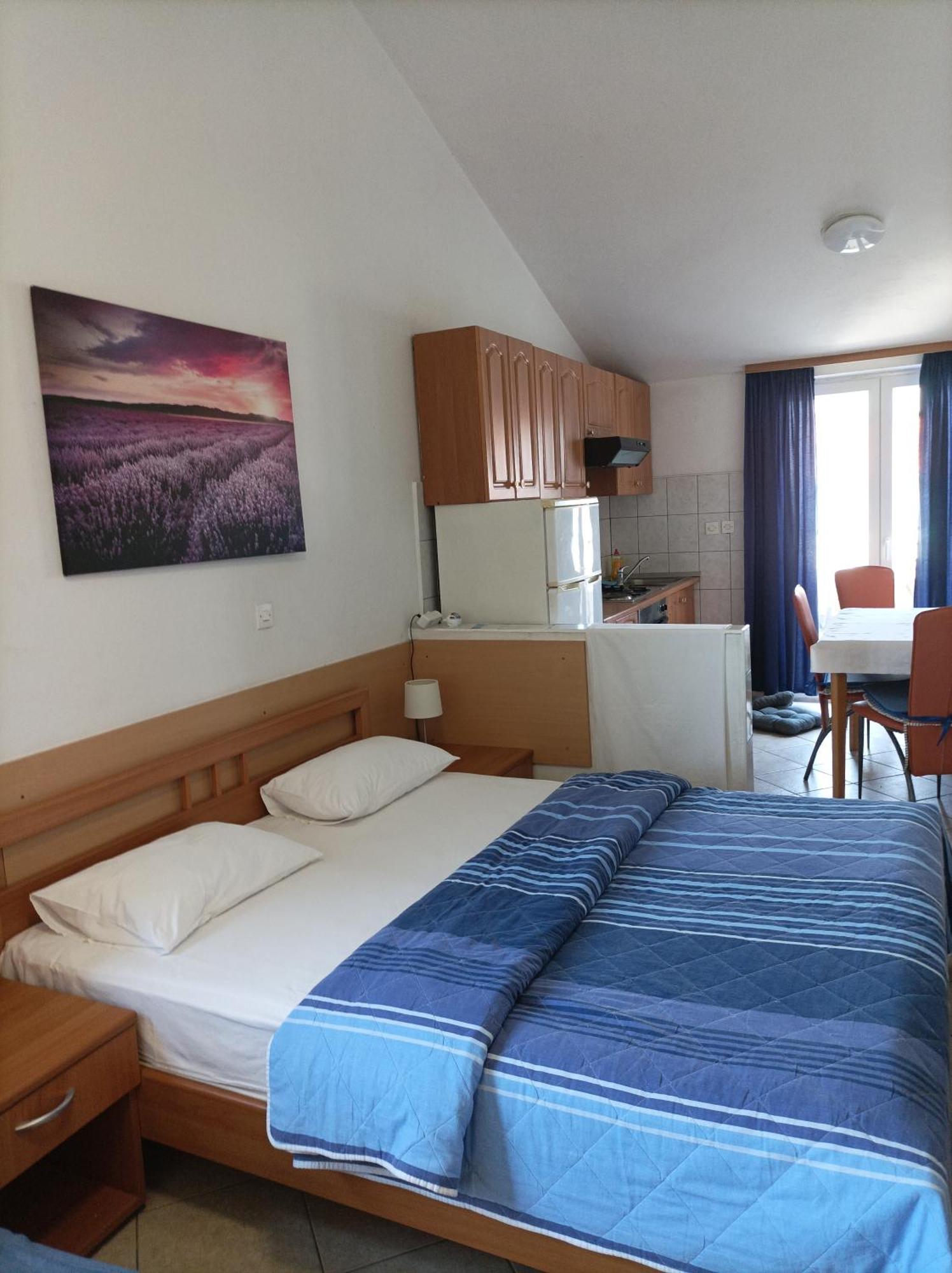 Rooms & Apartment Hegic Задар Экстерьер фото