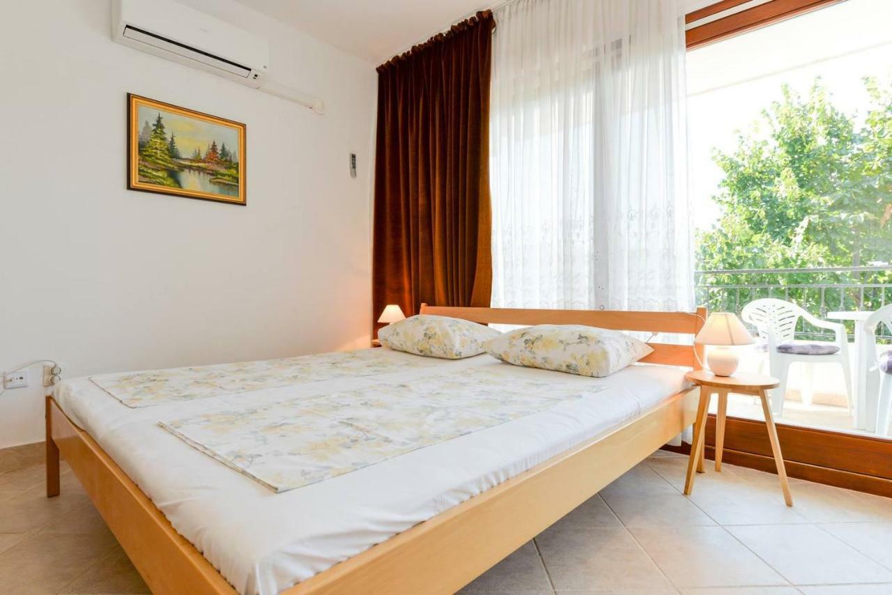 Rooms & Apartment Hegic Задар Экстерьер фото